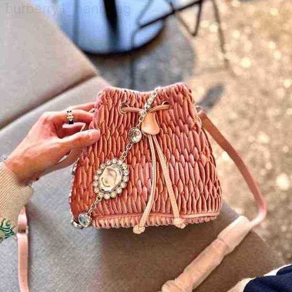 designer shoulder miu bags women bucket crossbody messenger classic embellishment handbag chain capacity wallet miu vcqd
designer shoulder miu bags women bucket crossbody messenger classic embellishment handbag chain capacity wallet miu vcqd