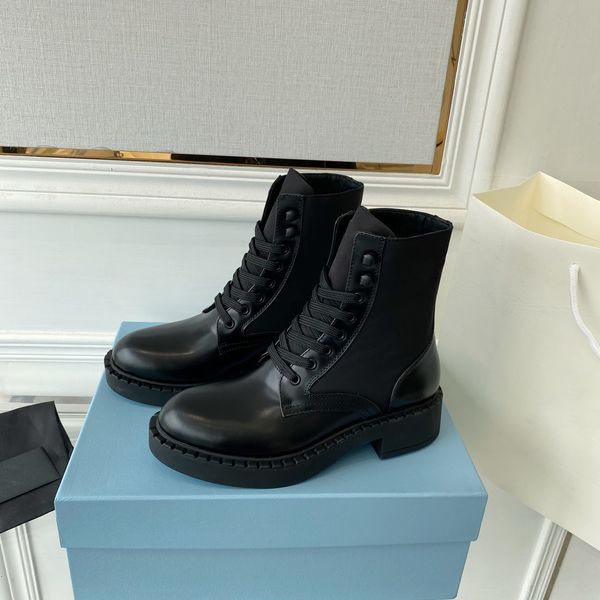 2023 women nylon bootgraphy boots designer luxury lady martin leather ankle boot motorcycle cowboy outdoor shoes black white
2023 women nylon bootgraphy boots designer luxury lady martin leather ankle boot motorcycle cowboy outdoor shoes black white