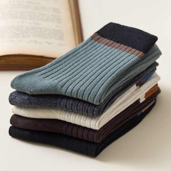 men's socks brand autumn black casual business stripe cotton male gifts warm winter harajuku 221202
men's socks brand autumn black casual business stripe cotton male gifts warm winter harajuku 221202