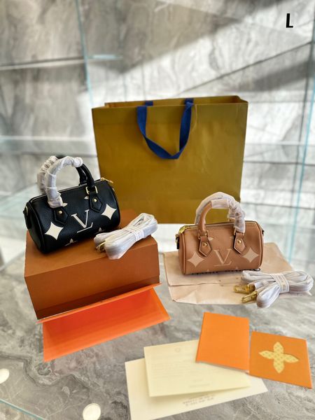hh m81085 designer mini travel tote bag leather luxury speedy nano clutch with shoulder strap handbag handle duffel women's mens crossb
hh m81085 designer mini travel tote bag leather luxury speedy nano clutch with shoulder strap handbag handle duffel women's mens crossb