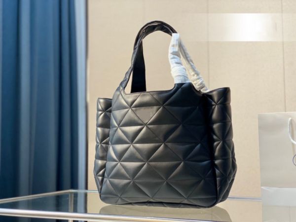 cc designer women triangle quilted tote bags italy milano brand p nappa leather shoulder handbags lady black large shopping handbag luxurys
cc designer women triangle quilted tote bags italy milano brand p nappa leather shoulder handbags lady black large shopping handbag luxurys