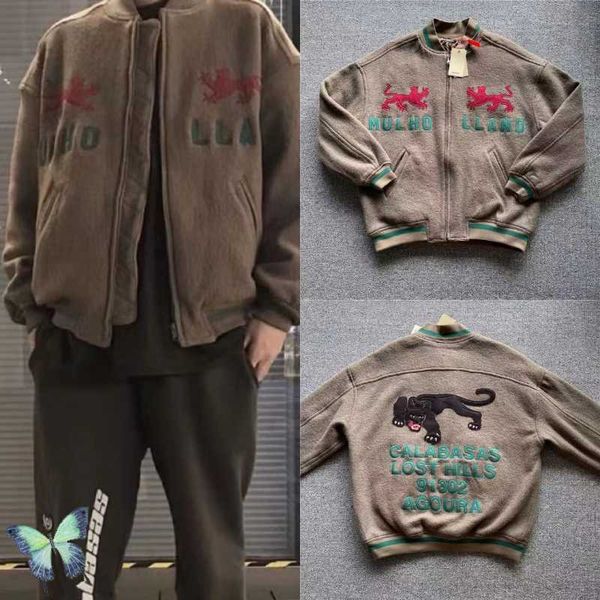 men's jackets heavy fabric leopard embroidered wool calabasas season 6 fleece varsity jacket men women baseball uniform zip jacket t221, Black;brown
men's jackets heavy fabric leopard embroidered wool calabasas season 6 fleece varsity jacket men women baseball uniform zip jacket t221, Black;brown