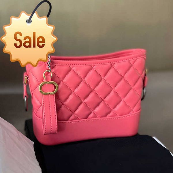 women's brand designers shoulder bags fashion diamond-shaped crossbody bag texture hardware chain zipper bucket bag factory direct sale
women's brand designers shoulder bags fashion diamond-shaped crossbody bag texture hardware chain zipper bucket bag factory direct sale