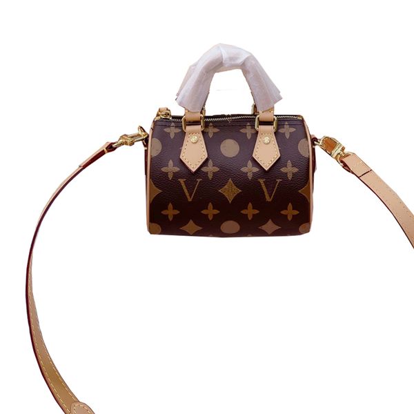 2022speedy handbag shoulder bags pillow practical casual famous designer lady popular handbags women fashion cylindrical cross wallets body
2022speedy handbag shoulder bags pillow practical casual famous designer lady popular handbags women fashion cylindrical cross wallets body