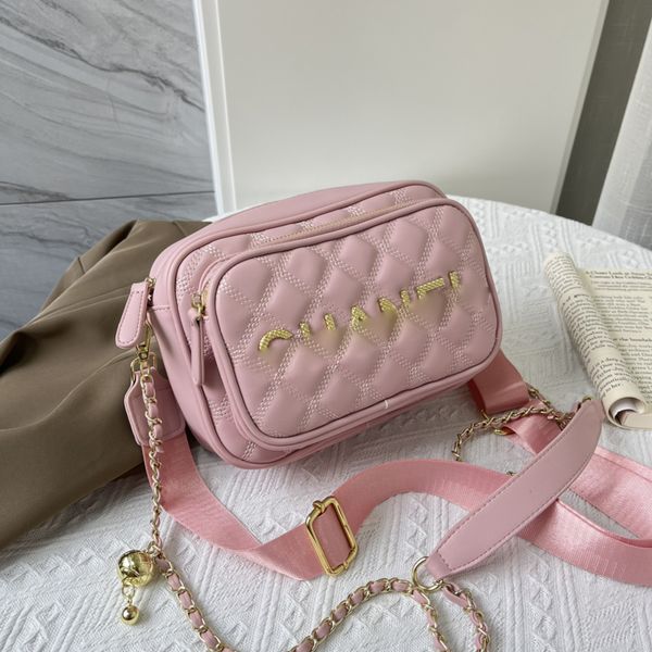 chanei camera bag double compartment crossbody bags pu material classic grid handbag designerbag shoulderbag totebag22.5x16x10.5cm
chanei camera bag double compartment crossbody bags pu material classic grid handbag designerbag shoulderbag totebag22.5x16x10.5cm