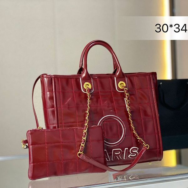 large capacity fashion women classic buckle beach bag with clutch leather quilted versatile luxurious tote bag retro suitcases designer hand
large capacity fashion women classic buckle beach bag with clutch leather quilted versatile luxurious tote bag retro suitcases designer hand