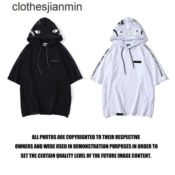 fashion popular logo men's hoodie shop wholesale and retail early autumn new reflective color ape head hooded short sleeve t-shirt, Black
fashion popular logo men's hoodie shop wholesale and retail early autumn new reflective color ape head hooded short sleeve t-shirt, Black