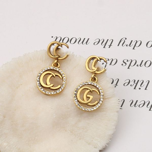 plated 925 silver luxury brand designers letters stud geometric famous women round crystal rhinestone earring wedding perty jewerlry circula, Golden;silver
plated 925 silver luxury brand designers letters stud geometric famous women round crystal rhinestone earring wedding perty jewerlry circula, Golden;silver