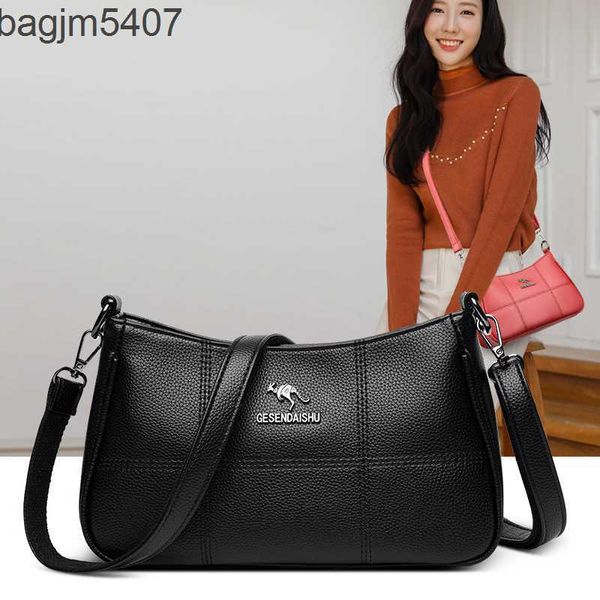 hand bag 80% of the stores are wholesale retail kangaroo new one shoulder crossbody bag simple fashion embroidery women's middle aged o
hand bag 80% of the stores are wholesale retail kangaroo new one shoulder crossbody bag simple fashion embroidery women's middle aged o