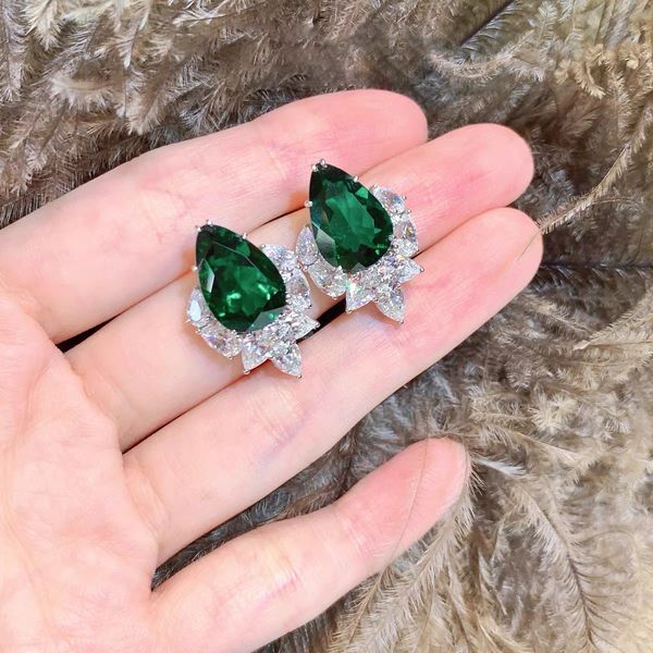 water drop emerald diamond stud earring 925 sterling silver promise wedding earrings for women bridal fine party jewelry, Golden;silver
water drop emerald diamond stud earring 925 sterling silver promise wedding earrings for women bridal fine party jewelry, Golden;silver