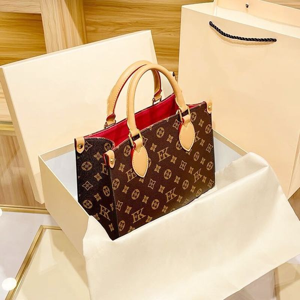 2022 women messenger leather handbag evening bag flower checkers date code serial number embossed
2022 women messenger leather handbag evening bag flower checkers date code serial number embossed