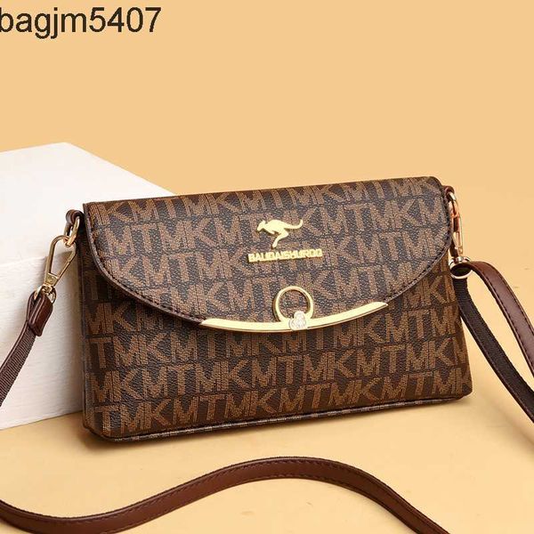 hand bag 80% of the stores are wholesale and retail women's bag 2023 autumn new single room crossbody atmosphere trend middle aged simp
hand bag 80% of the stores are wholesale and retail women's bag 2023 autumn new single room crossbody atmosphere trend middle aged simp