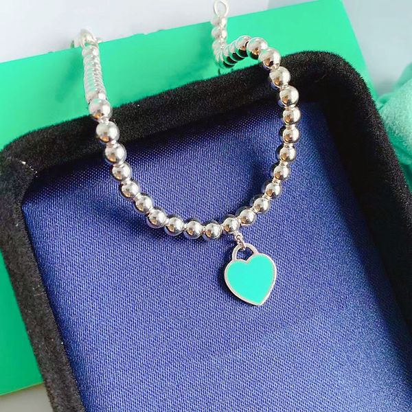 18k gold jewelry designer women's necklace bracelet set european and american high-end gifts 316l stainless steel factory wholesale, Silver
18k gold jewelry designer women's necklace bracelet set european and american high-end gifts 316l stainless steel factory wholesale, Silver