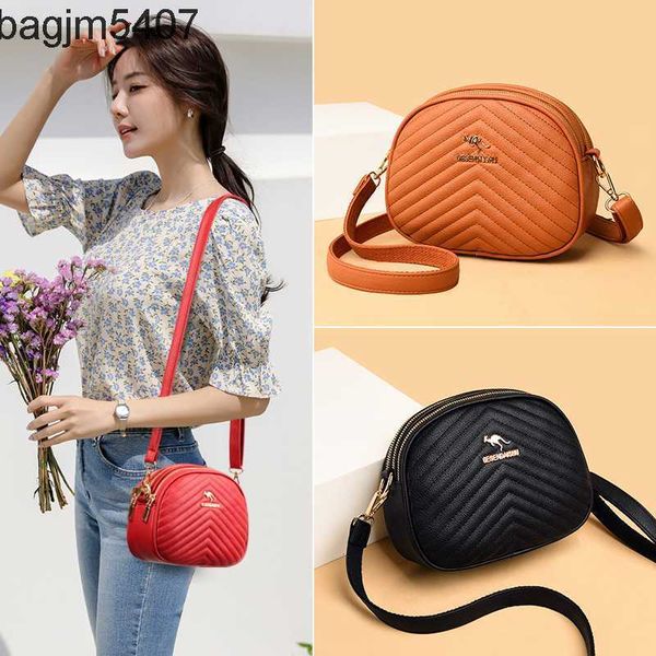 hand bag 80% of the stores are wholesale and retail kangaroo korean version women's single shoulder bag three-layer small embroidered t
hand bag 80% of the stores are wholesale and retail kangaroo korean version women's single shoulder bag three-layer small embroidered t