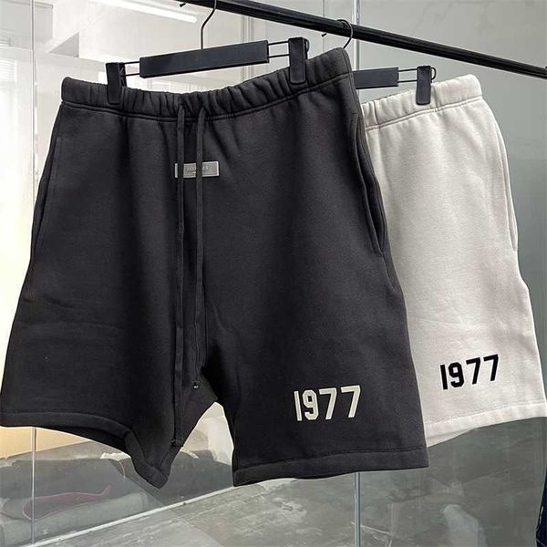 casual sports pants correct version fog bear of god double thread essentials1977 plush shorts high street capris men, Black
casual sports pants correct version fog bear of god double thread essentials1977 plush shorts high street capris men, Black