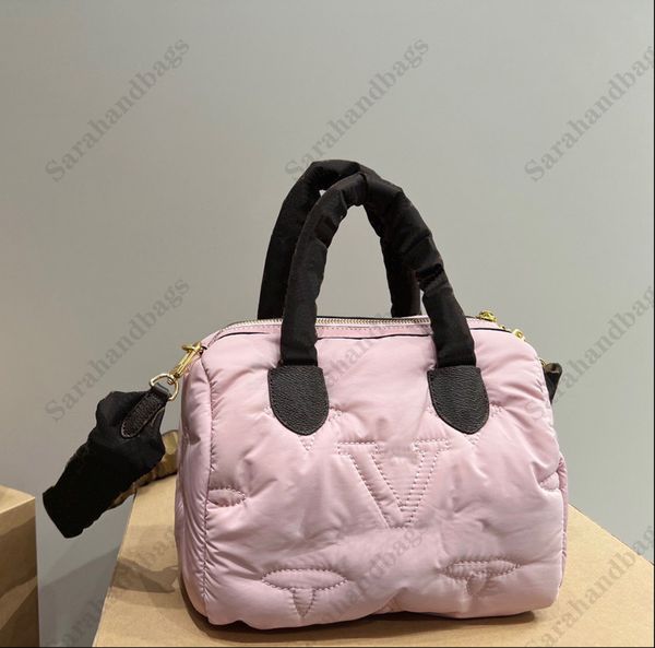 classic pillow bag designer totes travel handbag fashion womens diagonal single shoulder bag mini small bags
classic pillow bag designer totes travel handbag fashion womens diagonal single shoulder bag mini small bags