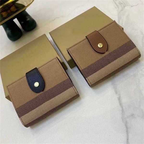 new pure leather women's short wallet multifunctional card bag zero cow high grade delicate fashion leisure, Red;black
new pure leather women's short wallet multifunctional card bag zero cow high grade delicate fashion leisure, Red;black