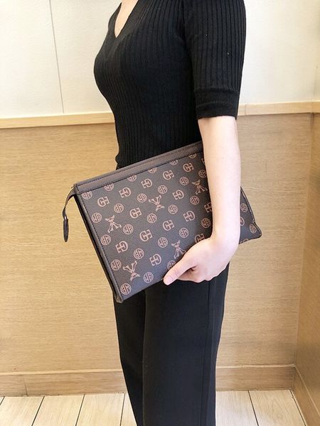 2022 designer clutch bags woman bag purse handbag cosmetic bags case clutchs high grade quality lady girls wholesale flower checker grid vui
2022 designer clutch bags woman bag purse handbag cosmetic bags case clutchs high grade quality lady girls wholesale flower checker grid vui