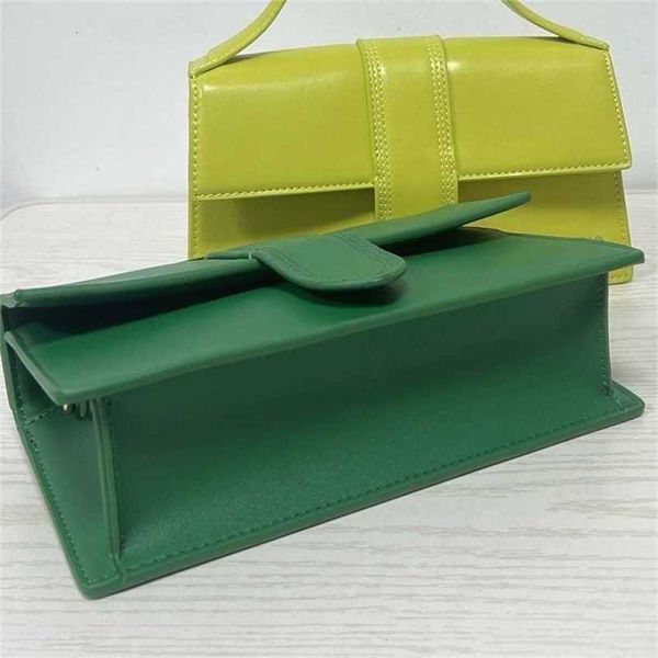 luxury evening handbags designers women's cross body bag new retro simple versatile texture niche design ins super fire messenger handb
luxury evening handbags designers women's cross body bag new retro simple versatile texture niche design ins super fire messenger handb