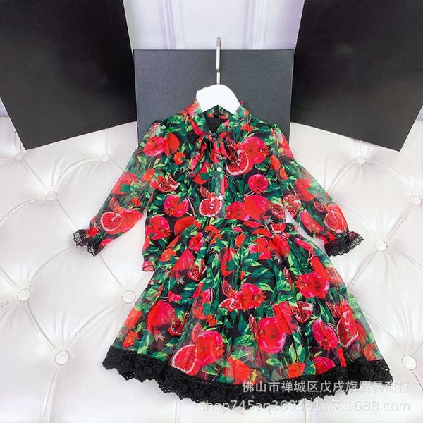 clothing sets high set children's girls' fashionable long sleeved shirt in spring flower printed skirt two-piece, White
clothing sets high set children's girls' fashionable long sleeved shirt in spring flower printed skirt two-piece, White