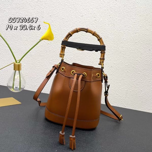 luxury designer women's bags rich barrels real classic marc cannes modeling leather crossbody bucket bag01
luxury designer women's bags rich barrels real classic marc cannes modeling leather crossbody bucket bag01
