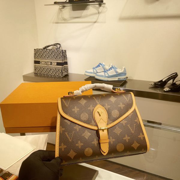 fashion flower ladies composite totes bag leather shoulderbags female clutch purse diamond lattice postman handbags style good nice
fashion flower ladies composite totes bag leather shoulderbags female clutch purse diamond lattice postman handbags style good nice