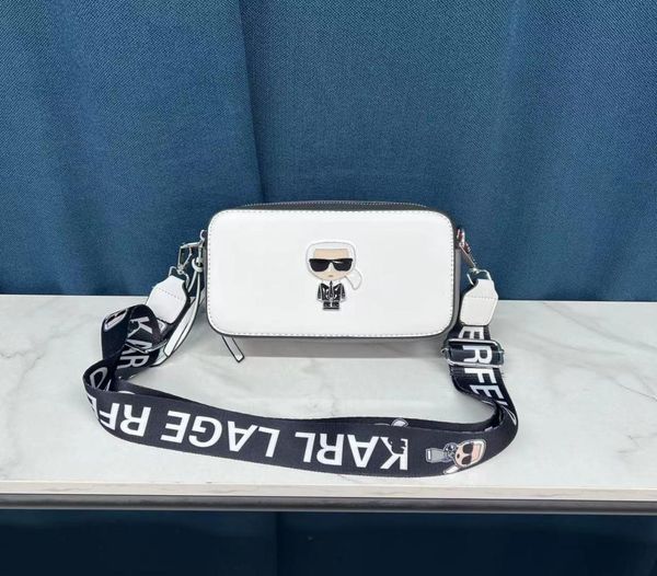 small square bag with fashionable cartoon pattern shoulder bags cross body bag3848573
small square bag with fashionable cartoon pattern shoulder bags cross body bag3848573