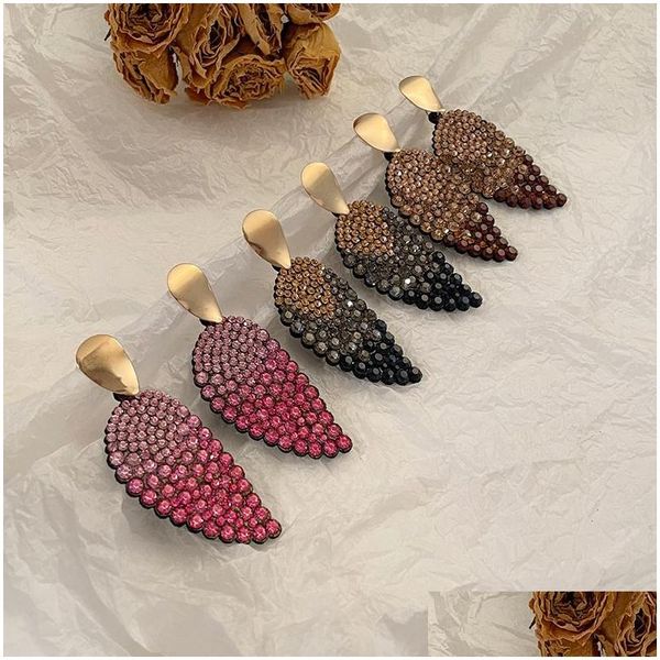 dangle chandelier fashion jewelry leaf dangle earrings for women colorf rhinestone stud drop delivery dhezs, Silver
dangle chandelier fashion jewelry leaf dangle earrings for women colorf rhinestone stud drop delivery dhezs, Silver