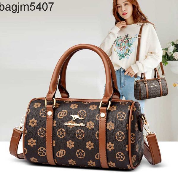 hand bag 80% of the stores are wholesale and retail kangaroo women's boston pillow bag 2023 new soft leather large capacity texture one
hand bag 80% of the stores are wholesale and retail kangaroo women's boston pillow bag 2023 new soft leather large capacity texture one