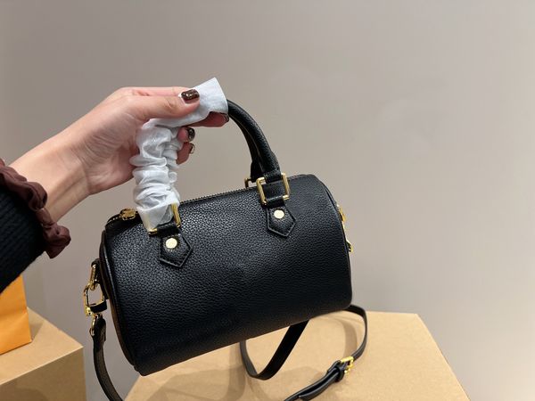 tz luxurys designer women speedy pillow bags classic flower letter pattern shoul der bags lady popular totes handbags fashion crossbody with
tz luxurys designer women speedy pillow bags classic flower letter pattern shoul der bags lady popular totes handbags fashion crossbody with