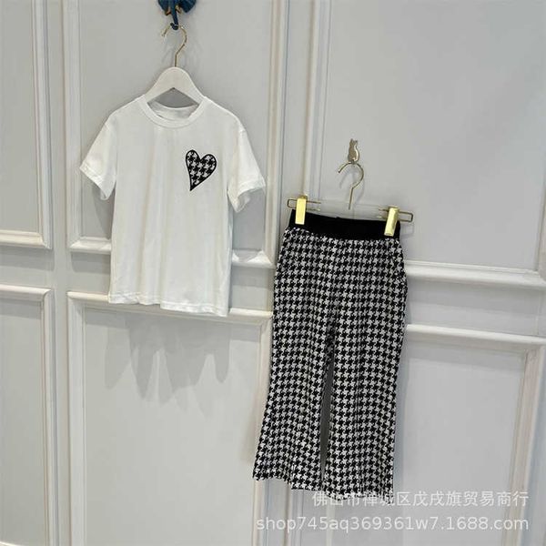 clothing sets high set children's girls' summer casual comfortable round neck pullover short sleeve fashionable wide leg trousers, White
clothing sets high set children's girls' summer casual comfortable round neck pullover short sleeve fashionable wide leg trousers, White