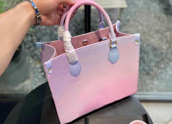 onthego pm totes handbag luxurys designers bags embossing genuine leather shopping handbags messenger crossbody shoulder bag purse
onthego pm totes handbag luxurys designers bags embossing genuine leather shopping handbags messenger crossbody shoulder bag purse