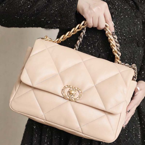 fashion plaint crossbody handbag and handbags shoulder very nice bag leather hand designers bag diamond lattice women purse chain walle
fashion plaint crossbody handbag and handbags shoulder very nice bag leather hand designers bag diamond lattice women purse chain walle