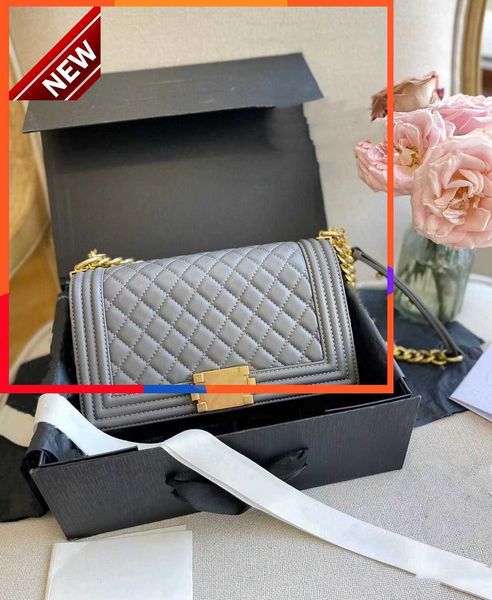 women's luxury designer shoulder bag leather argyle hardware chain with crossbody bag 9 kinds of fashion color envelope bag factory dir
women's luxury designer shoulder bag leather argyle hardware chain with crossbody bag 9 kinds of fashion color envelope bag factory dir