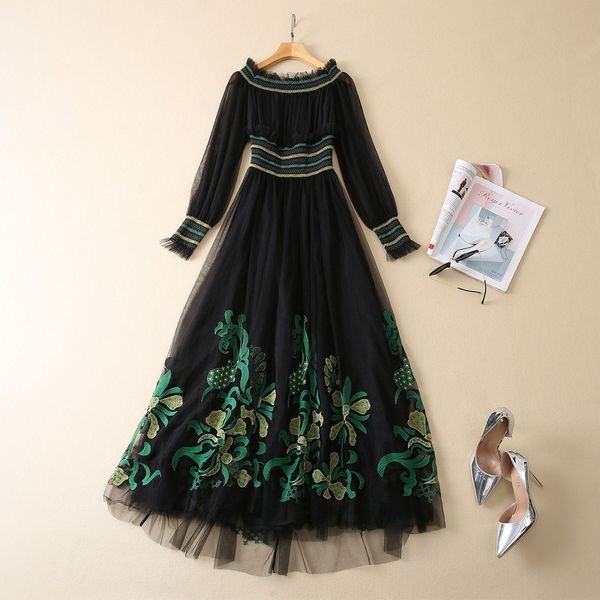 european and american women's wear for winter 2022 long sleeve heavy work embroidery with line collar mesh fashion dress xxl, Black;gray
european and american women's wear for winter 2022 long sleeve heavy work embroidery with line collar mesh fashion dress xxl, Black;gray
