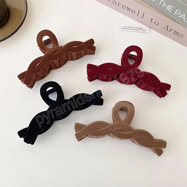simplicity vintage flocking velvet claw women fashion ponytail clips hair claws elegant headdress styling, Slivery;white
simplicity vintage flocking velvet claw women fashion ponytail clips hair claws elegant headdress styling, Slivery;white