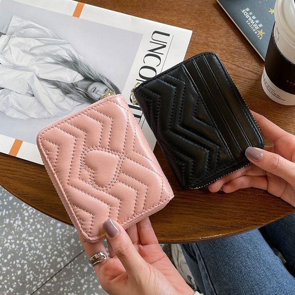 fashion sheep pickup bag women's zipper multi-card large capacity coin purse leather document card clip, Red;black
fashion sheep pickup bag women's zipper multi-card large capacity coin purse leather document card clip, Red;black