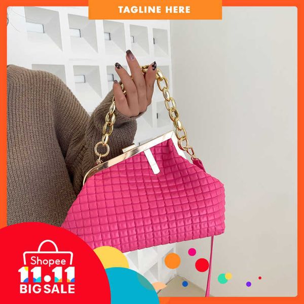 80%off luxury design bags 2022 autumn bag new embossed plaid one shoulder crossbody fashion versatile metal clip chain ladies evening clutch
80%off luxury design bags 2022 autumn bag new embossed plaid one shoulder crossbody fashion versatile metal clip chain ladies evening clutch