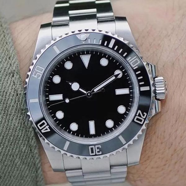 luxury men's watch no date sports 40mm black ceramic bezel sapphire glass stainless steel glide lock automatic movement mechanical wris, Slivery;brown
luxury men's watch no date sports 40mm black ceramic bezel sapphire glass stainless steel glide lock automatic movement mechanical wris, Slivery;brown