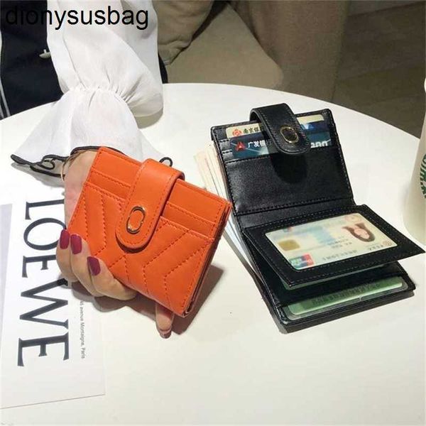 brand leather women wallet women's short 2022 new niche design exquisite high-end multi-function driver's license card bag clip, Red;black
brand leather women wallet women's short 2022 new niche design exquisite high-end multi-function driver's license card bag clip, Red;black