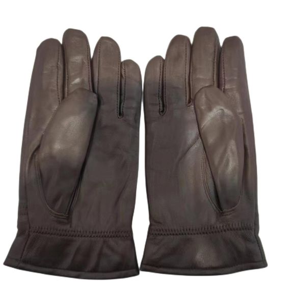 sheepskin gloves with velvet lining for warmth men and women can wear simple style without any accessories available in black and brown, Blue;gray
sheepskin gloves with velvet lining for warmth men and women can wear simple style without any accessories available in black and brown, Blue;gray