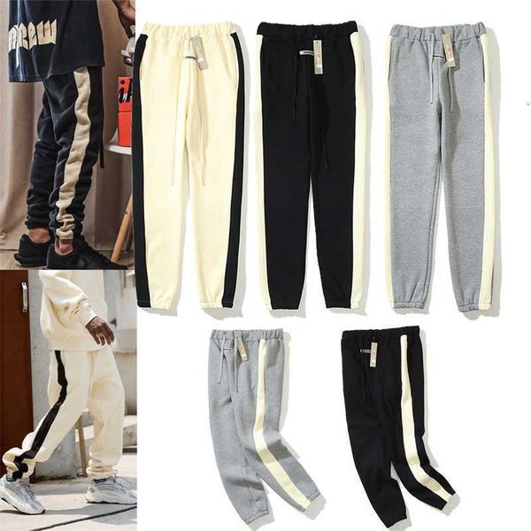 casual sports pants fog essentials multi thread high street striped legged men's spring and autumn new casual fashion design sweat, Black
casual sports pants fog essentials multi thread high street striped legged men's spring and autumn new casual fashion design sweat, Black
