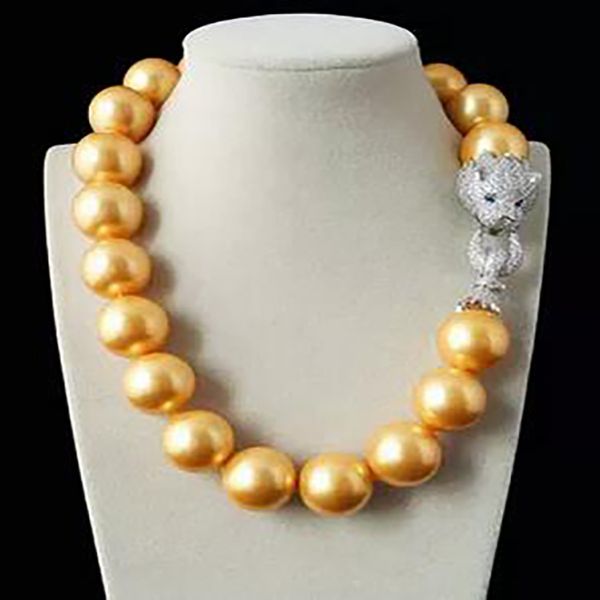 natural 20mm golden yellow shell pearl inlay zircon leopard head luxury necklace, Silver
natural 20mm golden yellow shell pearl inlay zircon leopard head luxury necklace, Silver