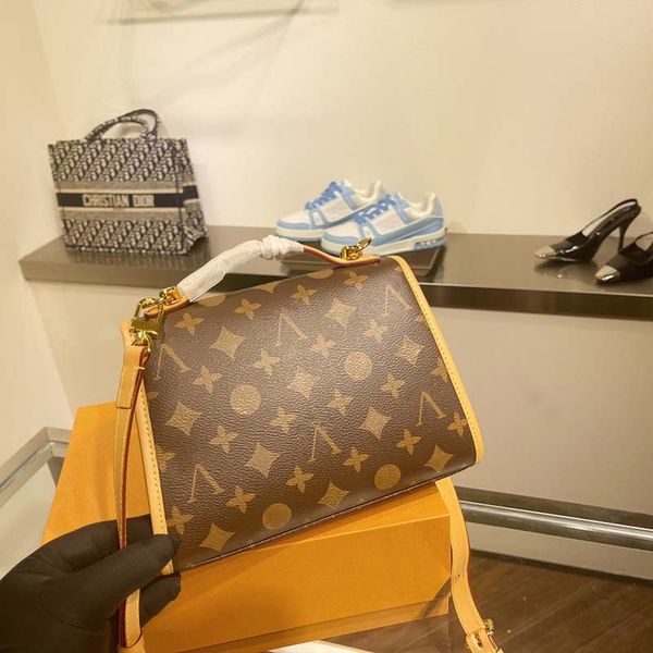 messenger bag nurse's bag shoulder purse women crossbody bags patchwork color canvas checked designer luxury womens lady leather handba
messenger bag nurse's bag shoulder purse women crossbody bags patchwork color canvas checked designer luxury womens lady leather handba
