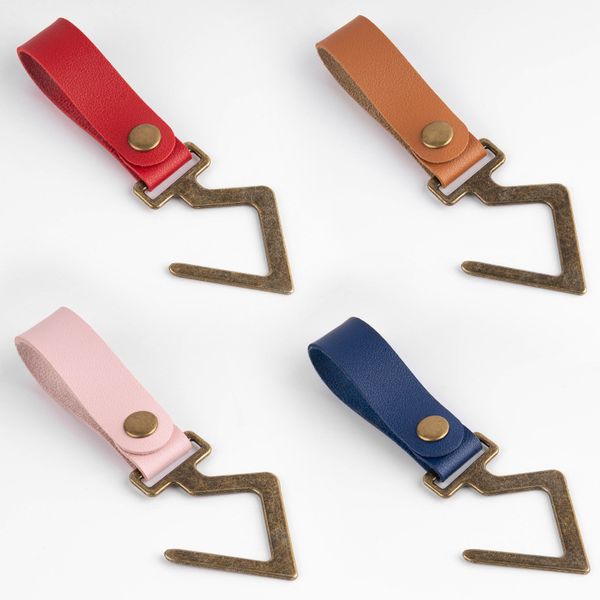 outdoor camping leather hook keychain s-type metal hanger hook pu strap connection buckle wholesale, Silver
outdoor camping leather hook keychain s-type metal hanger hook pu strap connection buckle wholesale, Silver