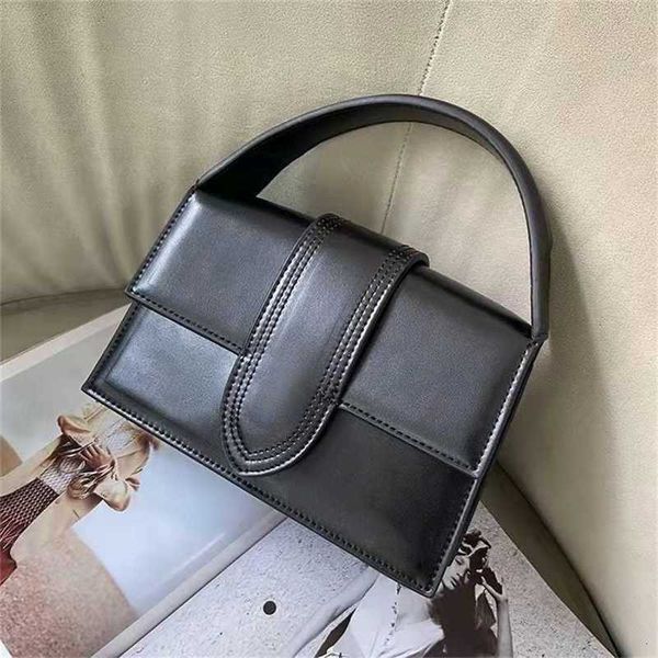 luxury handbags ja one shoulder messenger hand bag improves the sense of class. minority design mini bag magic stick women can put mobile ph
luxury handbags ja one shoulder messenger hand bag improves the sense of class. minority design mini bag magic stick women can put mobile ph