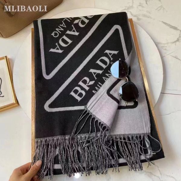 2022 scarf and hat shawls two-piece winter checkerboard thick warm ins cashmere bib for women, Blue;gray
2022 scarf and hat shawls two-piece winter checkerboard thick warm ins cashmere bib for women, Blue;gray
