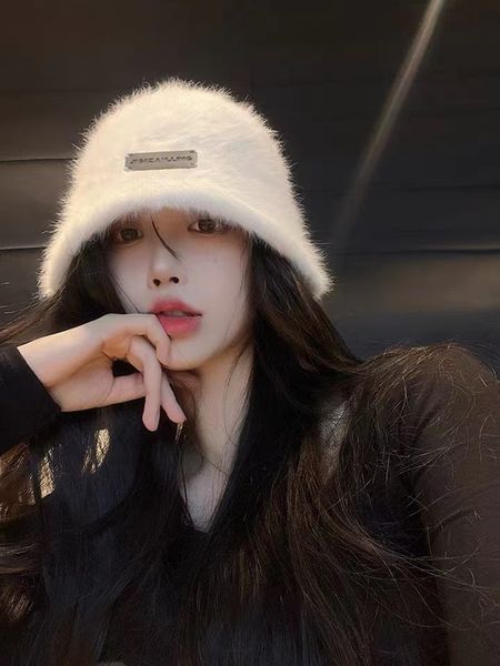 new fashion artificial rabbit fur bucket hats for women autumn winter warm thickened fisherman stingy brim hat panama plush basin hat lady c, Blue;gray
new fashion artificial rabbit fur bucket hats for women autumn winter warm thickened fisherman stingy brim hat panama plush basin hat lady c, Blue;gray