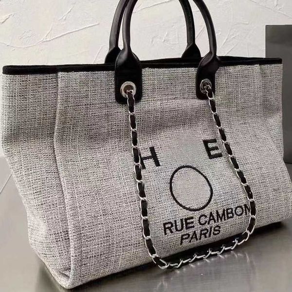 fashion luxury women's handbags evening bags ch brand canvas embroidered women packs beach bag designer classic large female pack backp, Black;red
fashion luxury women's handbags evening bags ch brand canvas embroidered women packs beach bag designer classic large female pack backp, Black;red