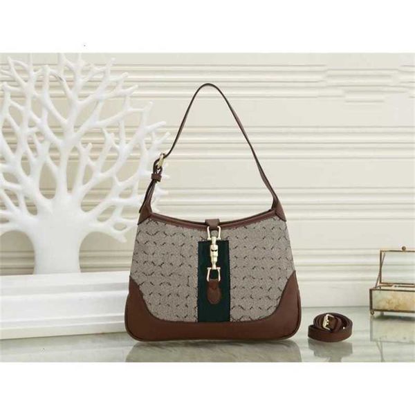 designers shoulder bag ophidia totes jackie horsebit fashion women axillary bags marmont leather luxurys crossbody handbag purses backpack
designers shoulder bag ophidia totes jackie horsebit fashion women axillary bags marmont leather luxurys crossbody handbag purses backpack